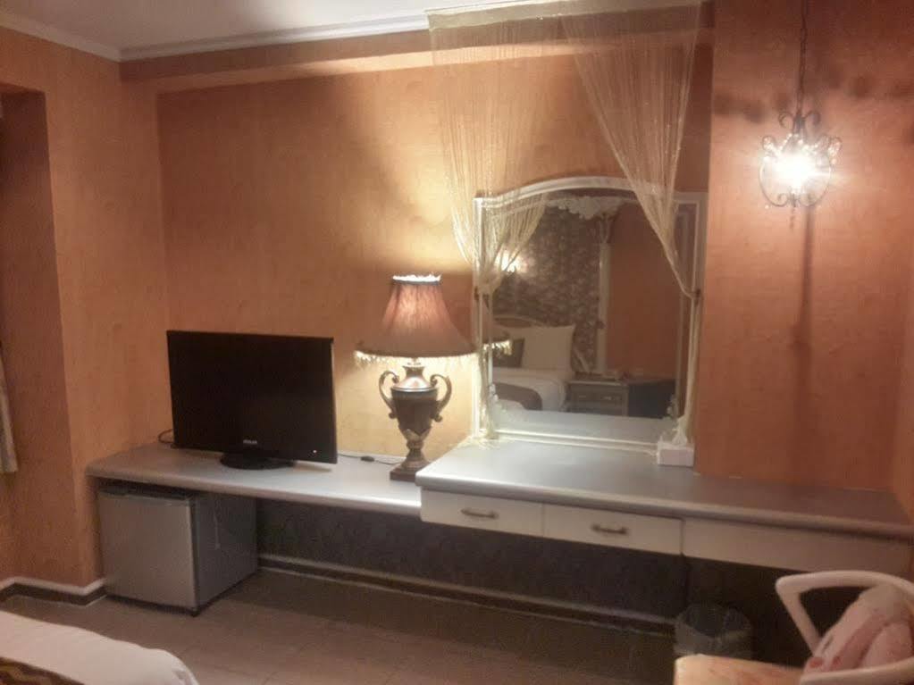 Boston Hotel Цзяи Экстерьер фото