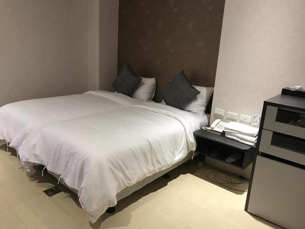 Boston Hotel Цзяи Экстерьер фото