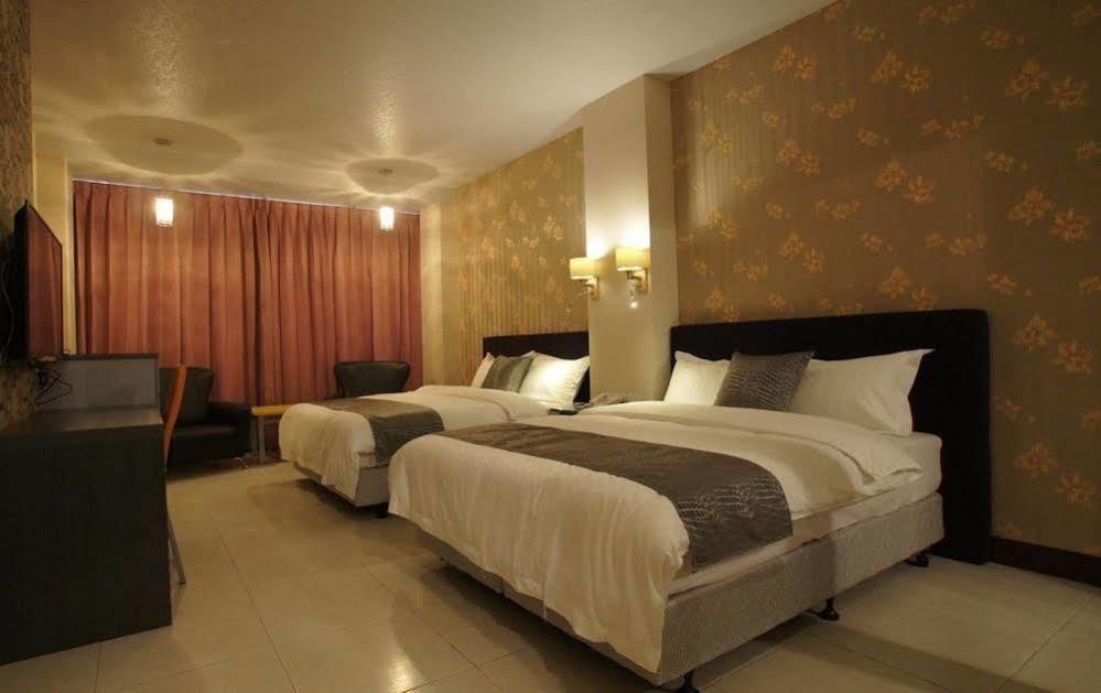 Boston Hotel Цзяи Экстерьер фото